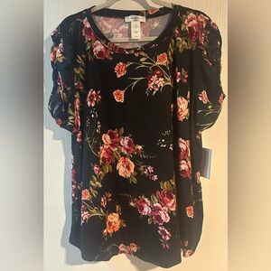Moa Moa Woman Black Floral Puff Sleeve Blouse